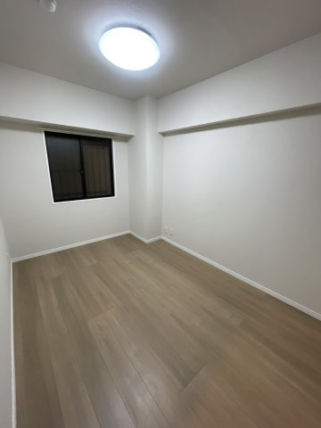 【洋室】ラポール泉中央 