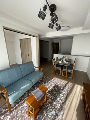 【居間・リビング】ラポール泉中央 