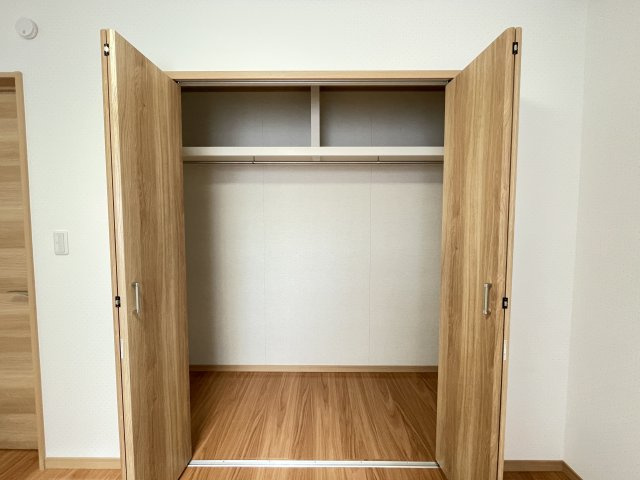 八戸市沼館1丁目B1の収納