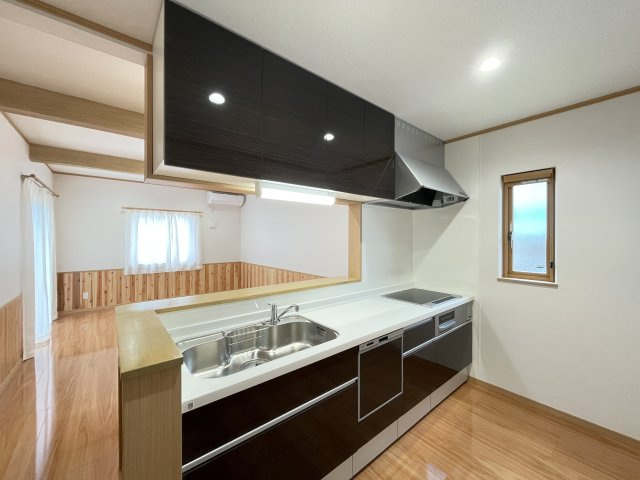 八戸市沼館1丁目B1のキッチン