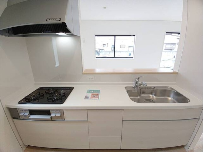 CRADLE GARDEN 狭山市柏原第13　全3棟　1号棟　のキッチン