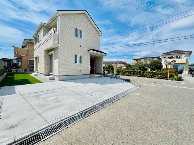 玉村町福島の前面道路含む現地写真|閑静な住宅地◎