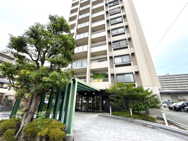 サングレート箱崎公園東の外観