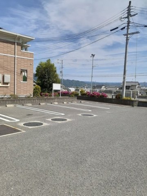 【駐車場】 | ミッテ・ドルフ西国分Ⅰ | 駐車場完備です