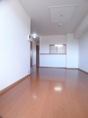 【居間・リビング】 | ミッテ・ドルフ西国分Ⅰ | リビングです