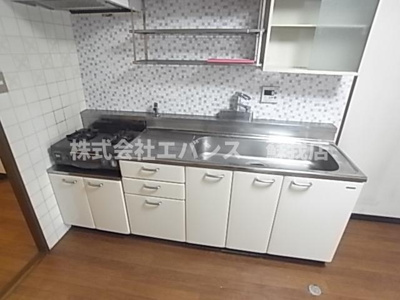 【キッチン】 | 三幸マンション | きれいなキッチンです