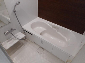 【浴室】 | プルメリアⅠ | 落ち着いた空間のお風呂です