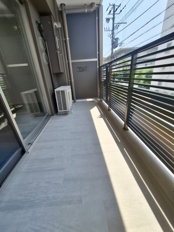 Live Casa西宮のバルコニー