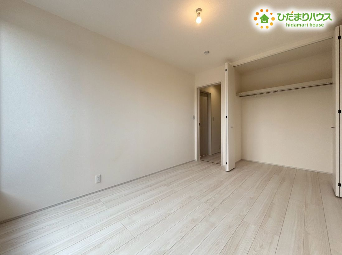 熊谷市石原1丁目　新築一戸建て　リーブルガーデン　01の収納