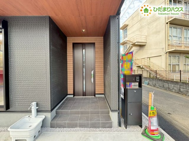 熊谷市石原1丁目　新築一戸建て　リーブルガーデン　01の玄関