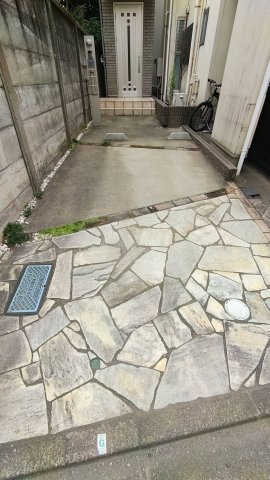 目黒区中町1丁目 戸建の駐車場