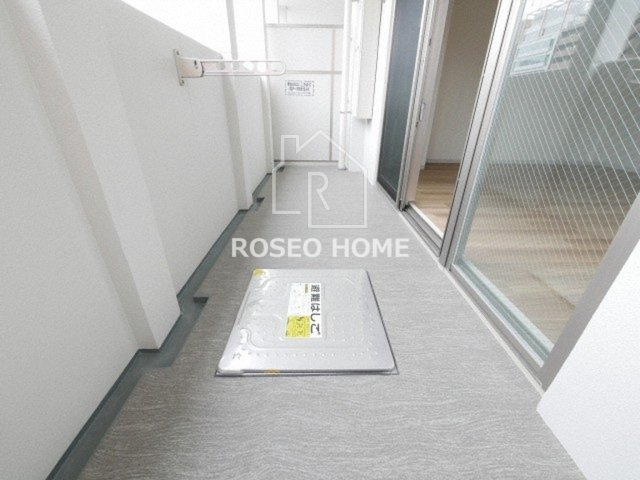 ル・マージュ新町のバルコニー