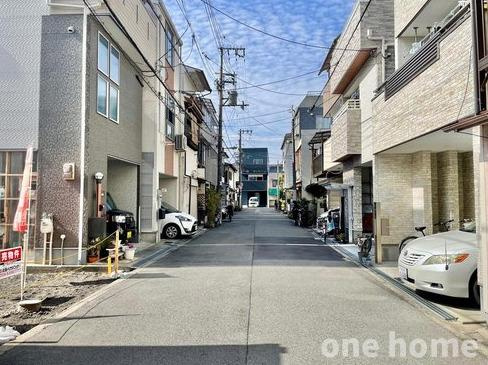 十三東3丁目新築戸建の前面道路含む現地写真|◆前面道路は約5.9m！車の出し入れもスムーズです！
◆【即日内覧会開催中】ご自宅や最寄り駅などで送迎が可能です。ご希望をお申し付けください！