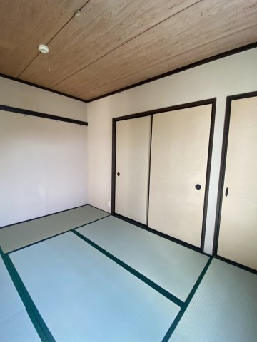 タウニィノース今宿の和室