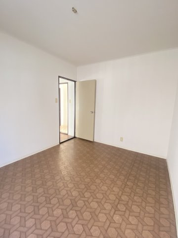 タウニィノース今宿の洋室