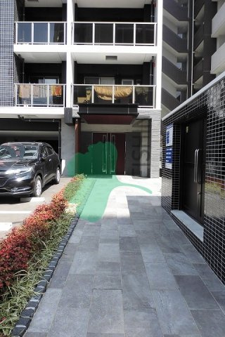 リヴァイン博多駅南の外観