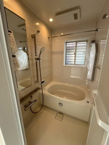 堺市美原区さつき野東　リフォーム済み4LDK戸建ての浴室