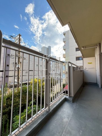 アーデンコート西長堀のバルコニー