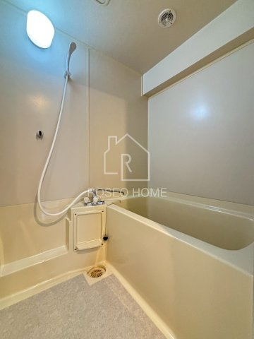 アーデンコート西長堀の浴室