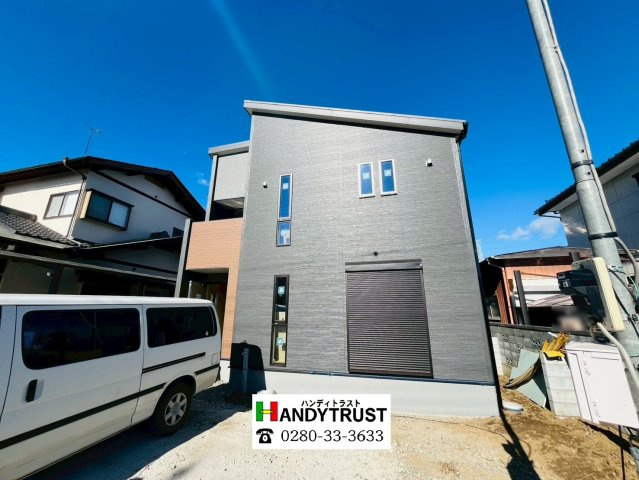 【Livele Garden】　古河市緑町　第２　全1邸