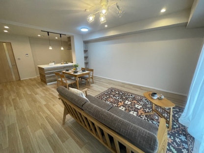 【居間・リビング】フローレンス貴船町グランドアーク 