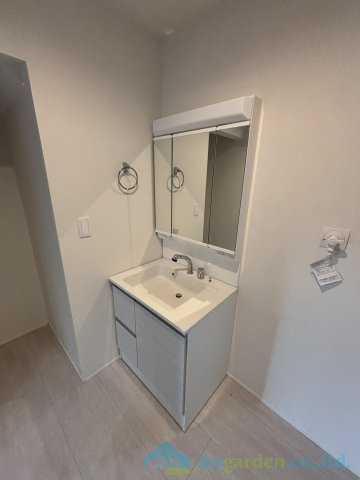 秦野市堀西8期　新築戸建　全2棟2号棟の独立洗面台