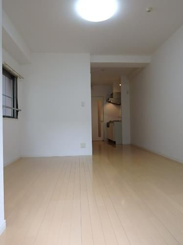 ルネッサンス２１久留米六ツ門の寝室|明るい室内です☆