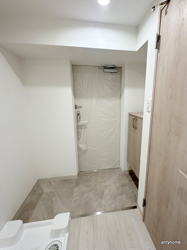 LIVIAZ OSAKA Verite 仲介手数料無料の玄関