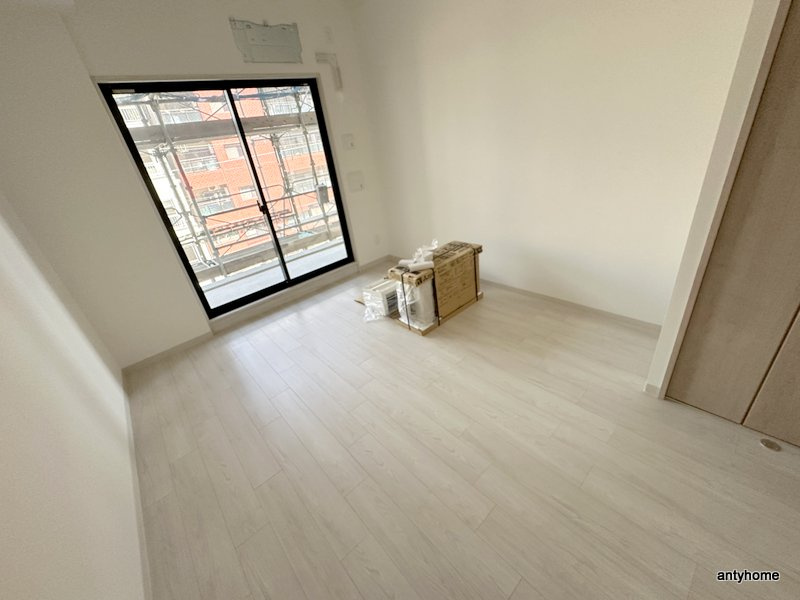 LIVIAZ OSAKA Verite 仲介手数料無料の居間・リビング