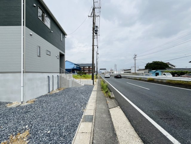刈谷市今川町三丁目208番、209番の各一部『仲介手数料無料』新築戸建て　の前面道路含む現地写真