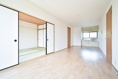 【内装】 | エスポアール | おしゃれな内装です