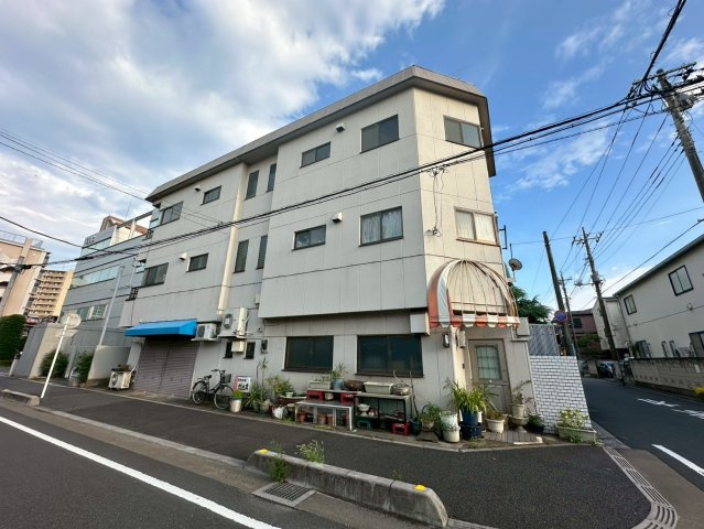 上青木コレクションハウスの外観