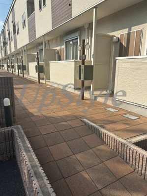 【エントランス】 | クロバ－ハイツＡ棟