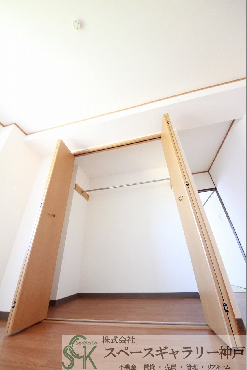 多聞台パークシャトーの収納|※お部屋により仕様が異なる場合があります※