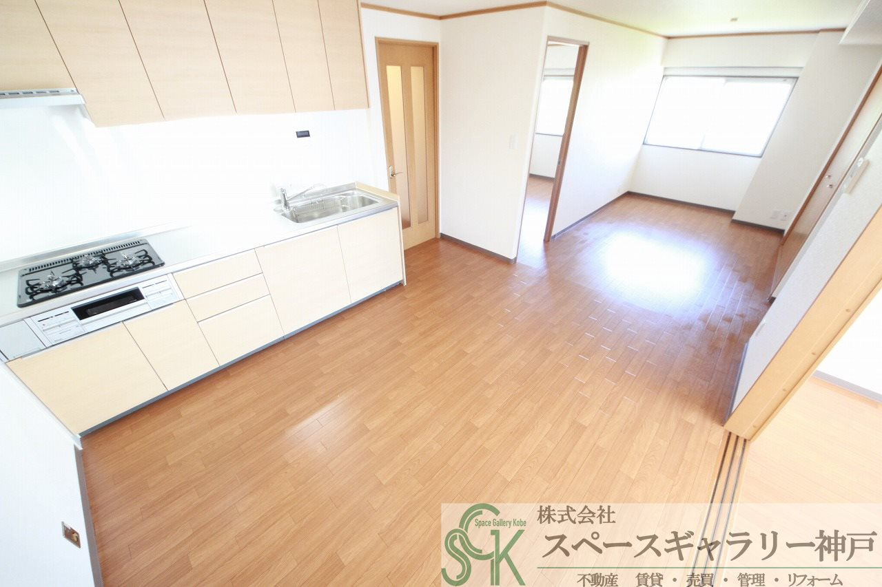 多聞台パークシャトーの居間・リビング|※お部屋により仕様が異なる場合があります※