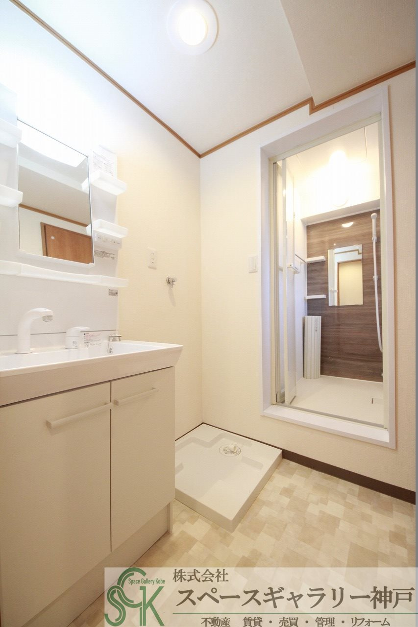 多聞台パークシャトーの洗面所|※お部屋により仕様が異なる場合があります※