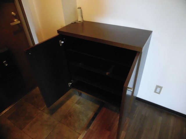 玄関の整理しやすいシューズボックス