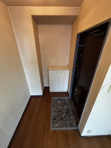 ラ・フォーレ諏訪の玄関