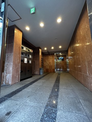 ラ・フォーレ諏訪のエントランス