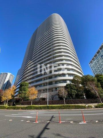 Ｍ．Ｍ．ＴＯＷＥＲＳ　ＦＯＲＥＳＩＳ－Ｒの外観