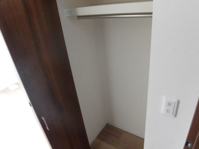 使い勝手の良いクローゼットです。