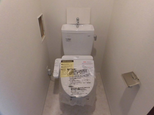 ウォシュレット付きのトイレです。