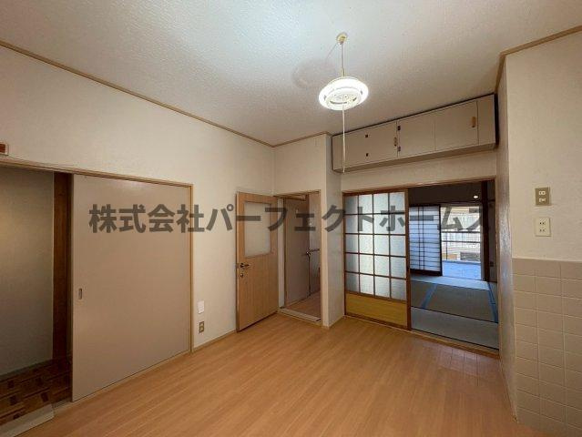 池田1丁目戸建　賃貸の居間・リビング|リビングです
