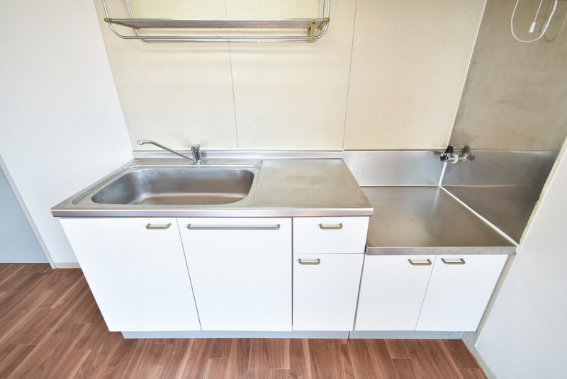 サンハイツAKIYAMAのキッチン|お料理しやすいキッチンです