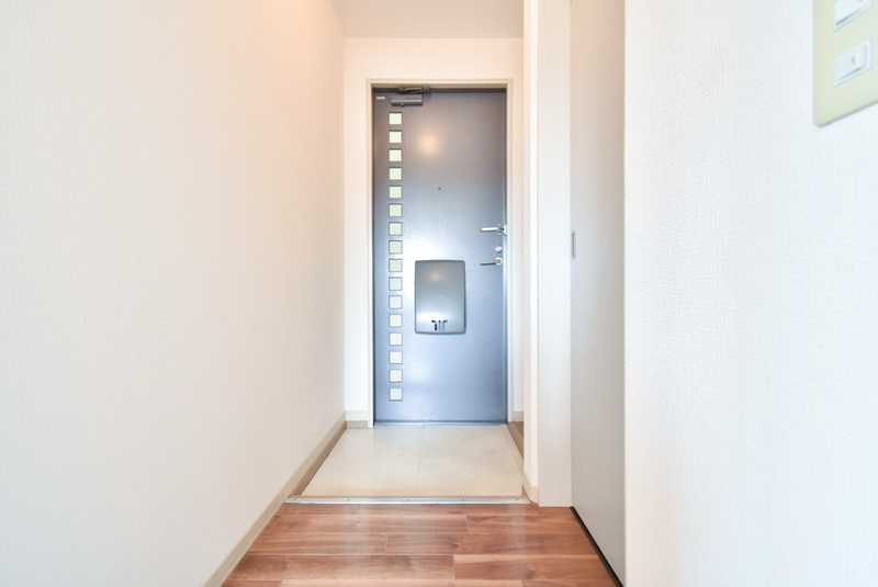 サンハイツAKIYAMAの玄関|ゆったりとした玄関です