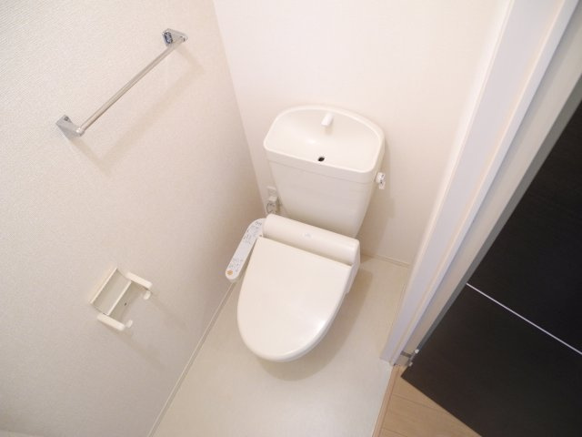 ヴェルジェ平間のトイレ|※同物件別間取りの写真です※