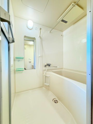 Y'sHouse禅昌寺10の浴室