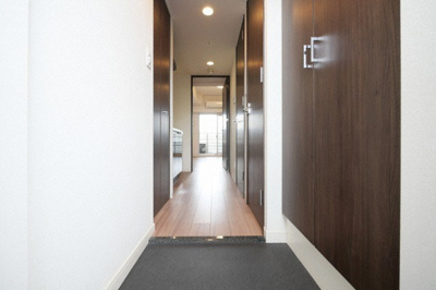 【玄関】 | プレサンス立売堀パークシティ | 明るい玄関です