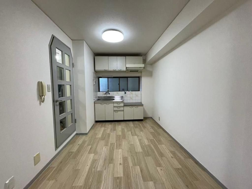 長谷川ハイツの居間・リビング