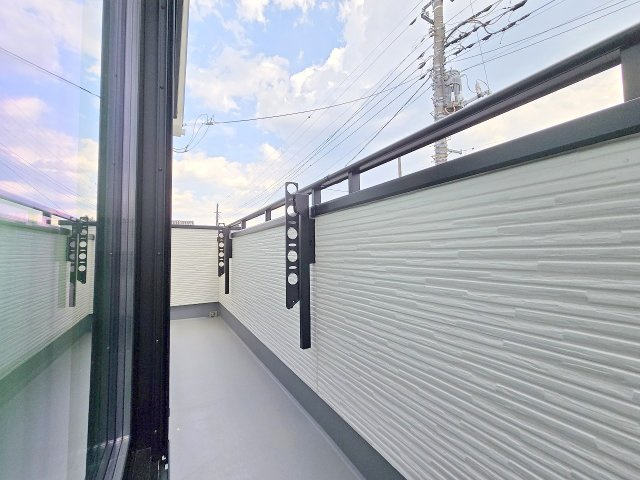 青梅市新町１丁目の新築一戸建のバルコニー